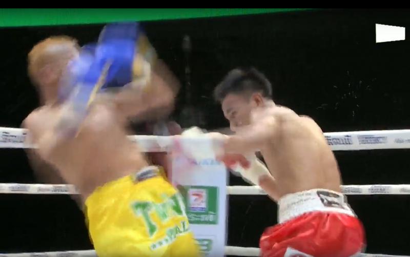 พลาดท่าโดนนับ 8 ในต้นยกที่ 7 (98/91, 97/92, 98/91)