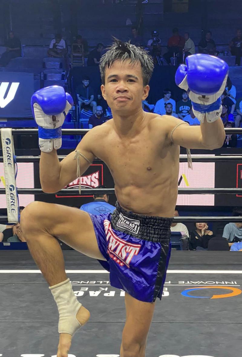 คู่ที่ 5 พิกัด 114 ปอนด์ ณัฐ ตี๋เจริญมวยไทย ...แพ้น็อกยก 3... แสนเอก ส.ราชภูมิ