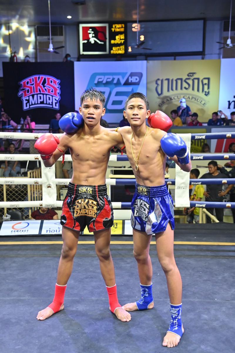 คู่ที่ 2 พิกัด 104 ปอนด์ เยี่ยมยุทธ ป.มงคลอินทร์ ...เสมอ... บิ๊กบอส ระนองมวยไทย