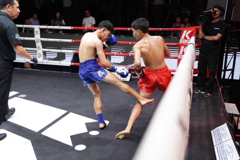 แก้ว อัศวินมือถือ vs เหลี่ยมเพชร ช.เกตุวีณา