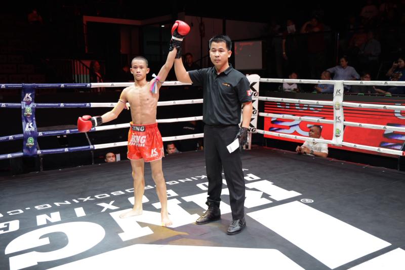 ฟูจิยามะ แก่นนรสิงห์มวยไทย vs เพชรจริง กรวยในเมืองยิม