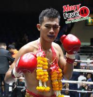 เพชรตระการ น.อนุวัฒน์ยิม