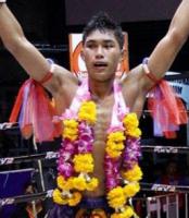 เทพวาฤทธิ์ ราไวย์มวยไทย