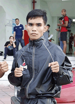ชาติพิชิต ศักดิ์รังสิต