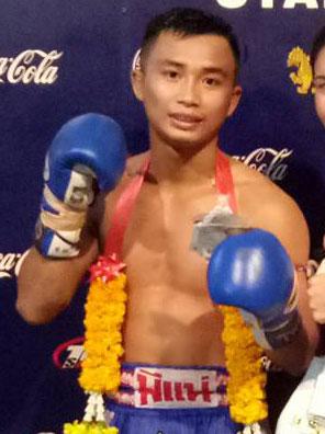 กวางเพชร มวยหูหนุ่มบางกระดี่