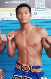 มีโชค ลูกเมืองเพชร
