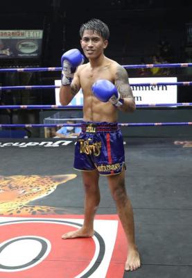 โพธิ์ศรี ศิษย์แก้วประพล