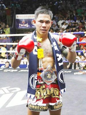 ปืนกล ต.สุรัตน์