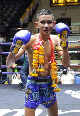 พลายแก้ว เอ็นนี่มวยไทย