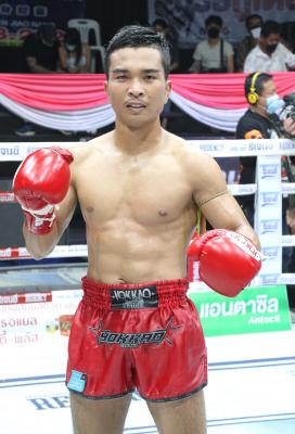 พงษ์ศิริ สจ.วิชิตแปดริ้ว