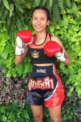 พรทิพย์ ศูนย์กีฬาเยาวชนคลองเตย