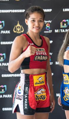 เมรี คงสิทธามวยไทย