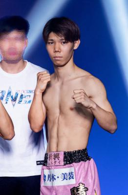 ฮาริวกิ ทานิตสึ