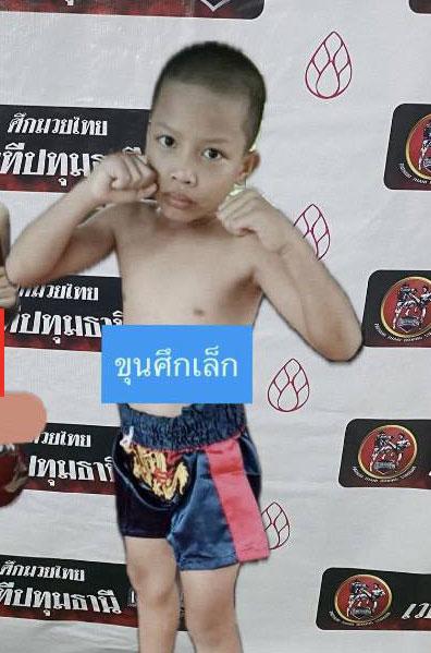 ขุนศึกเล็ก ศิษย์บุญลือ