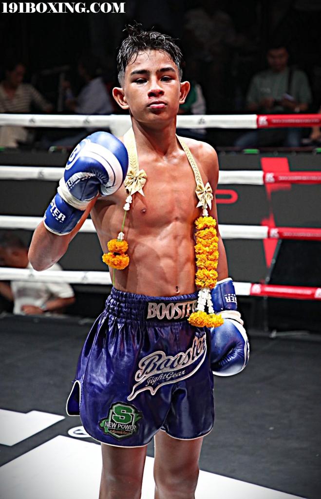 เดอะเล็ก รีโวลูชั่นมวยไทยภูเก็ต
